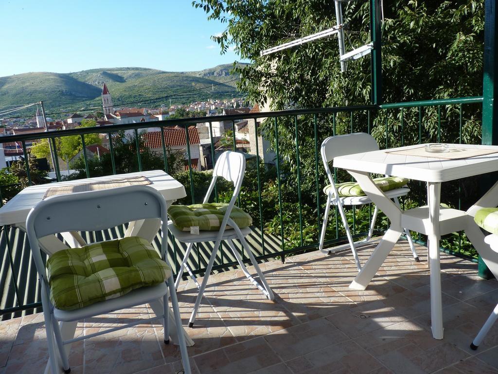 Apartments Kairos Trogir Buitenkant foto