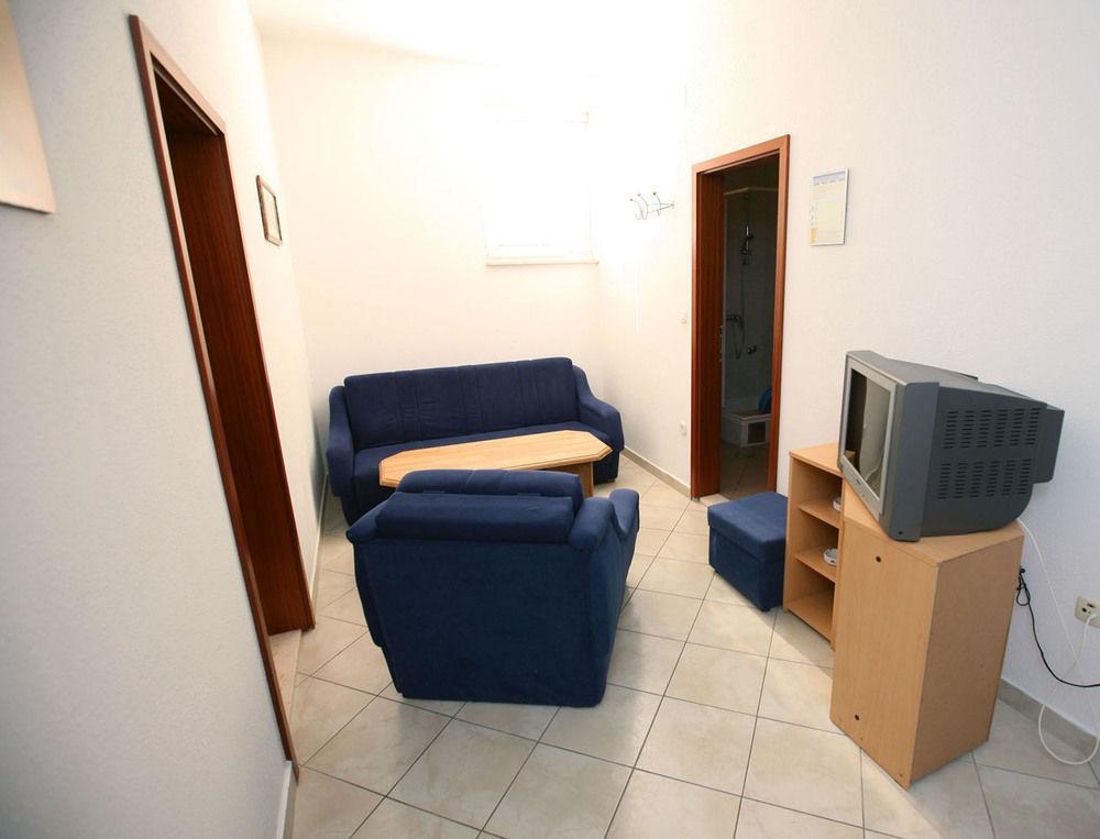 Apartments Kairos Trogir Buitenkant foto